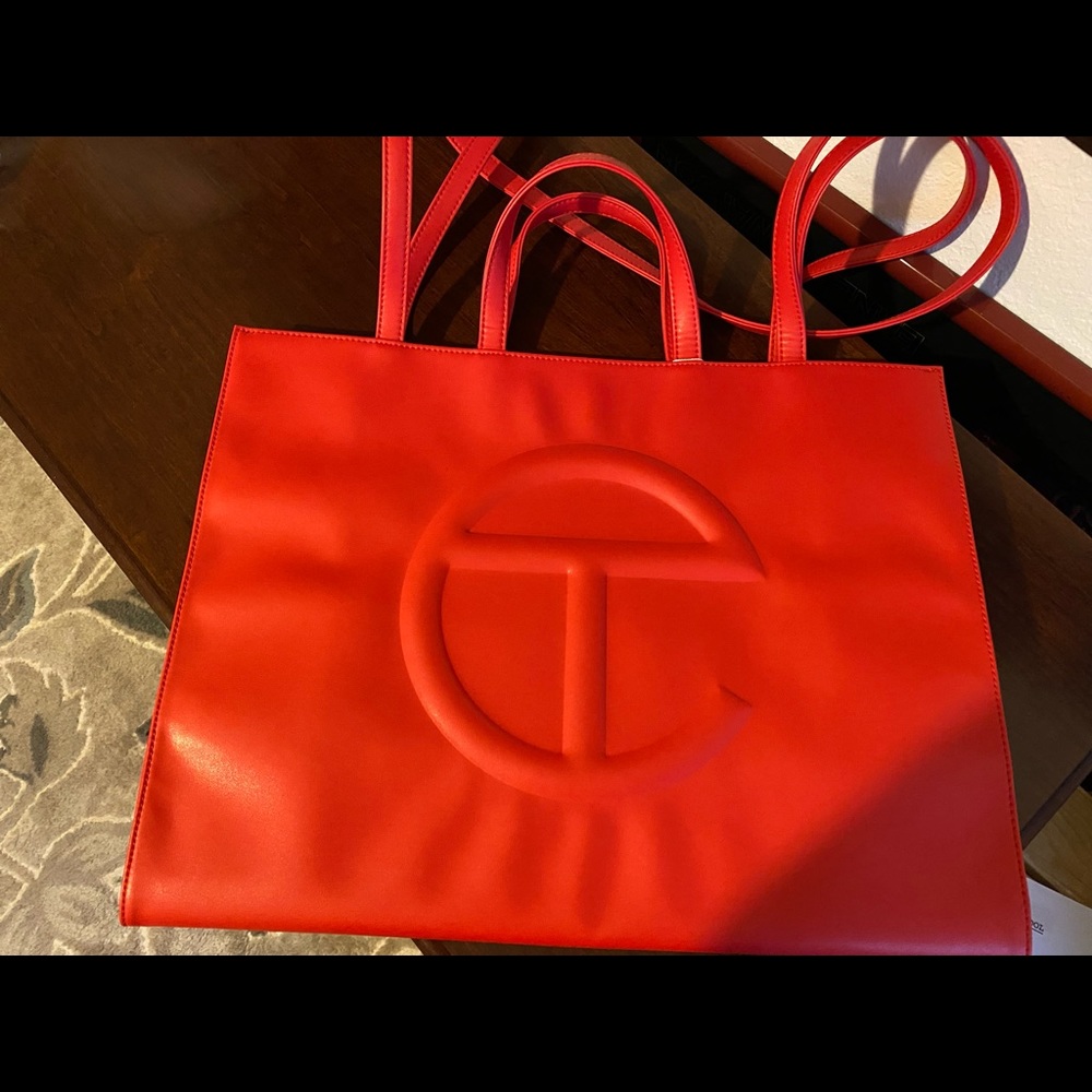 Red Large Telfar shopping bag